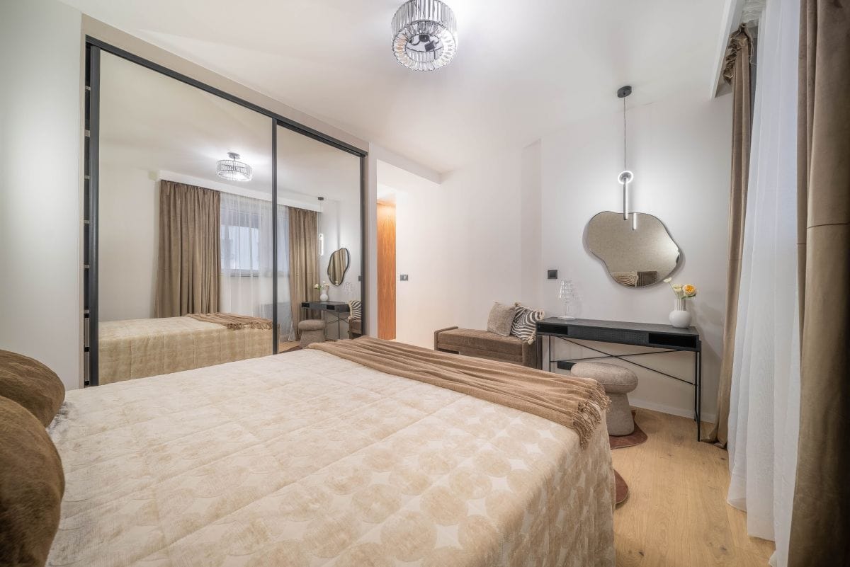 Mieszkanie 5 pokojowe na Sprzedaż