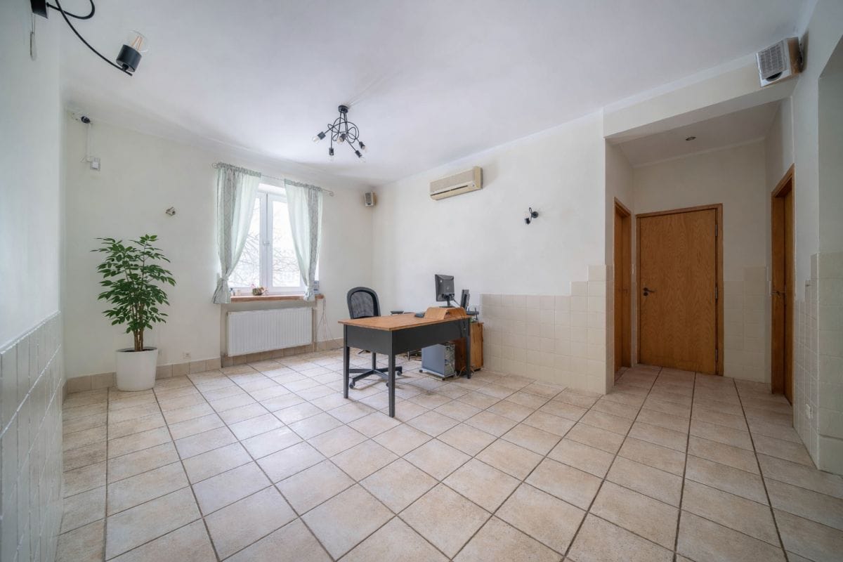 Mieszkanie 5 pokojowe na Sprzedaż