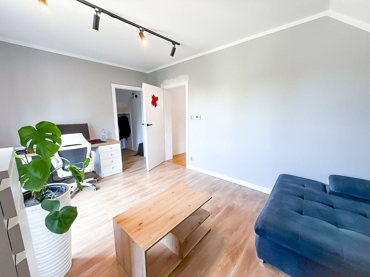 Dom 5 pokojowe na Sprzedaż