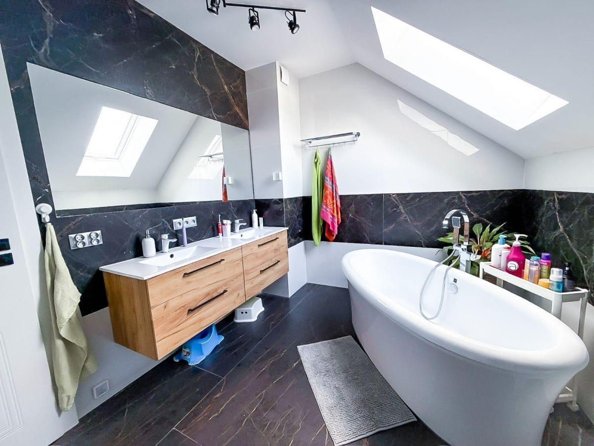 Dom 5 pokojowe na Sprzedaż