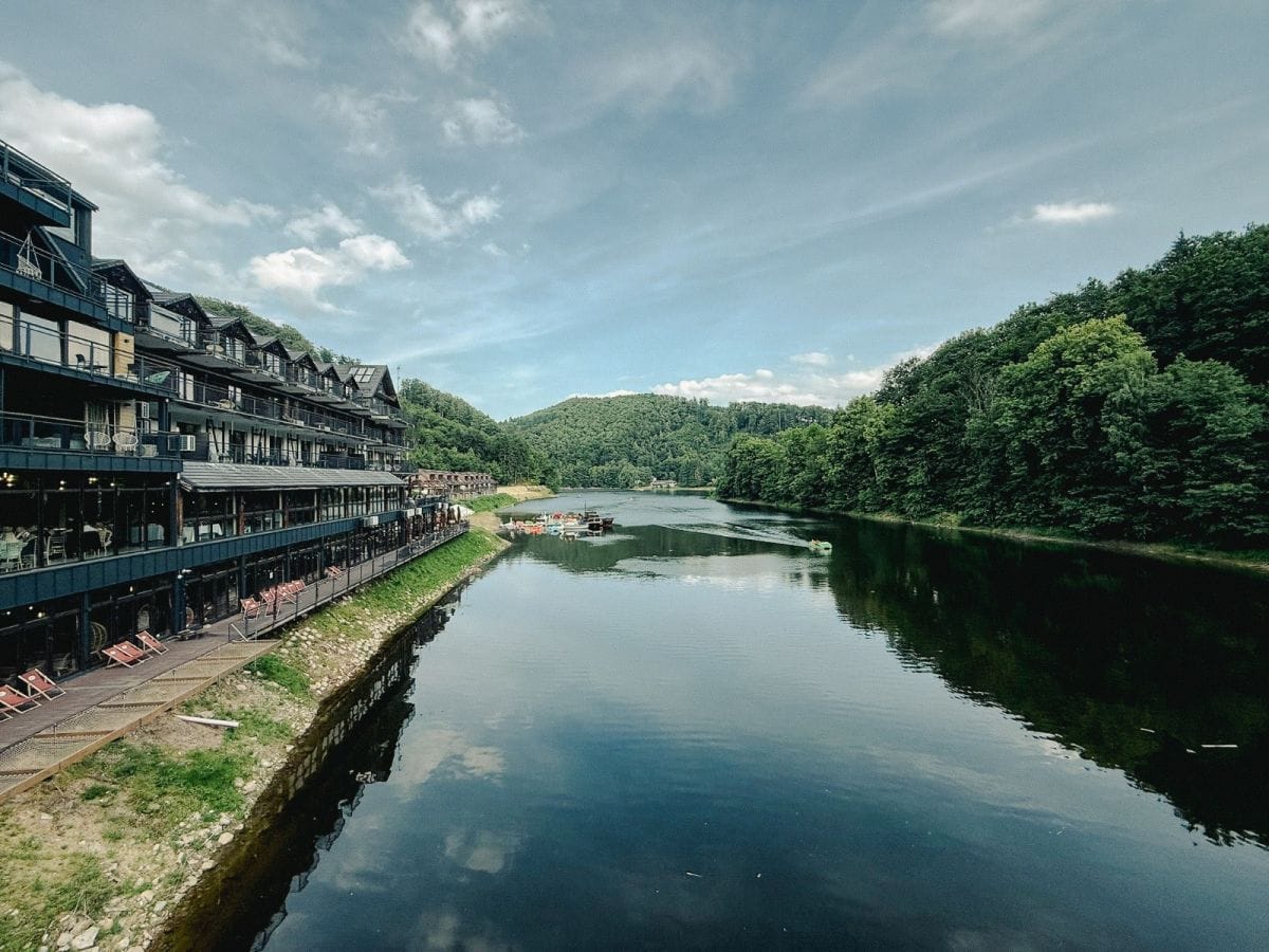 Dom 5 pokojowe na Sprzedaż