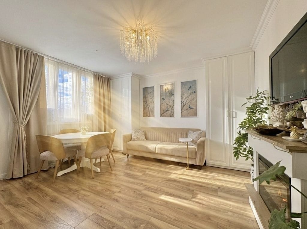 Mieszkanie 4 pokojowe na Sprzedaż