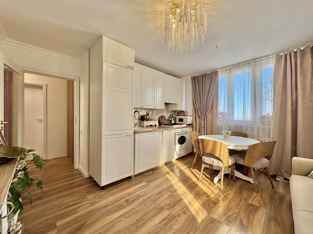 Mieszkanie 4 pokojowe na Sprzedaż