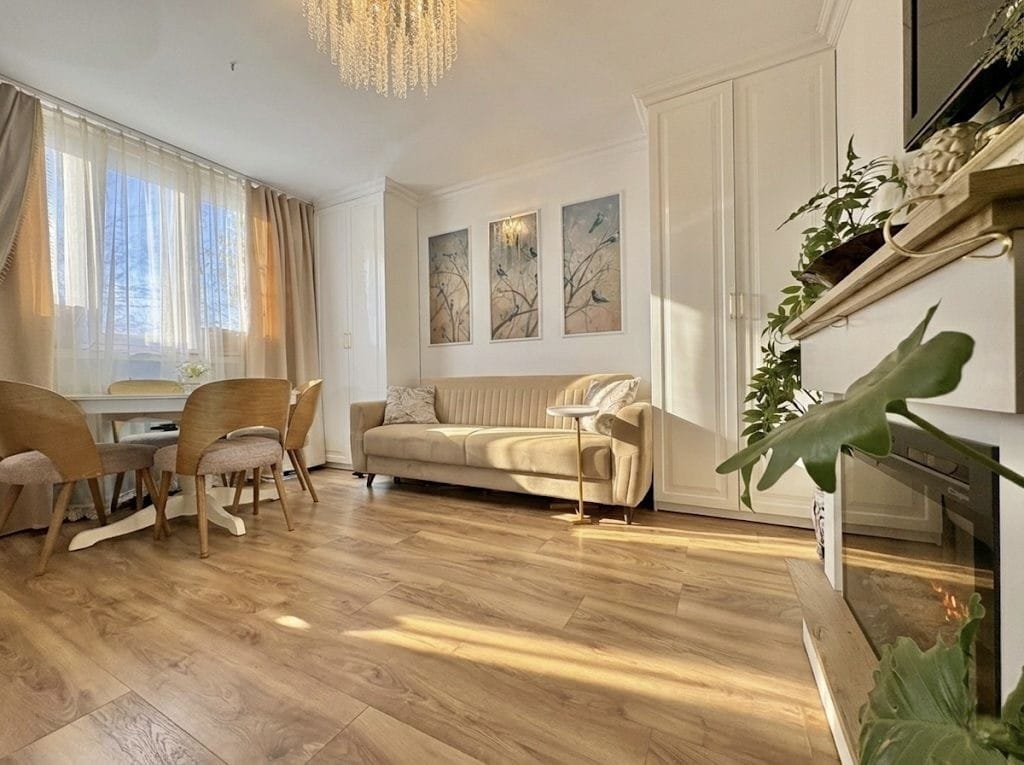 Mieszkanie 4 pokojowe na Sprzedaż