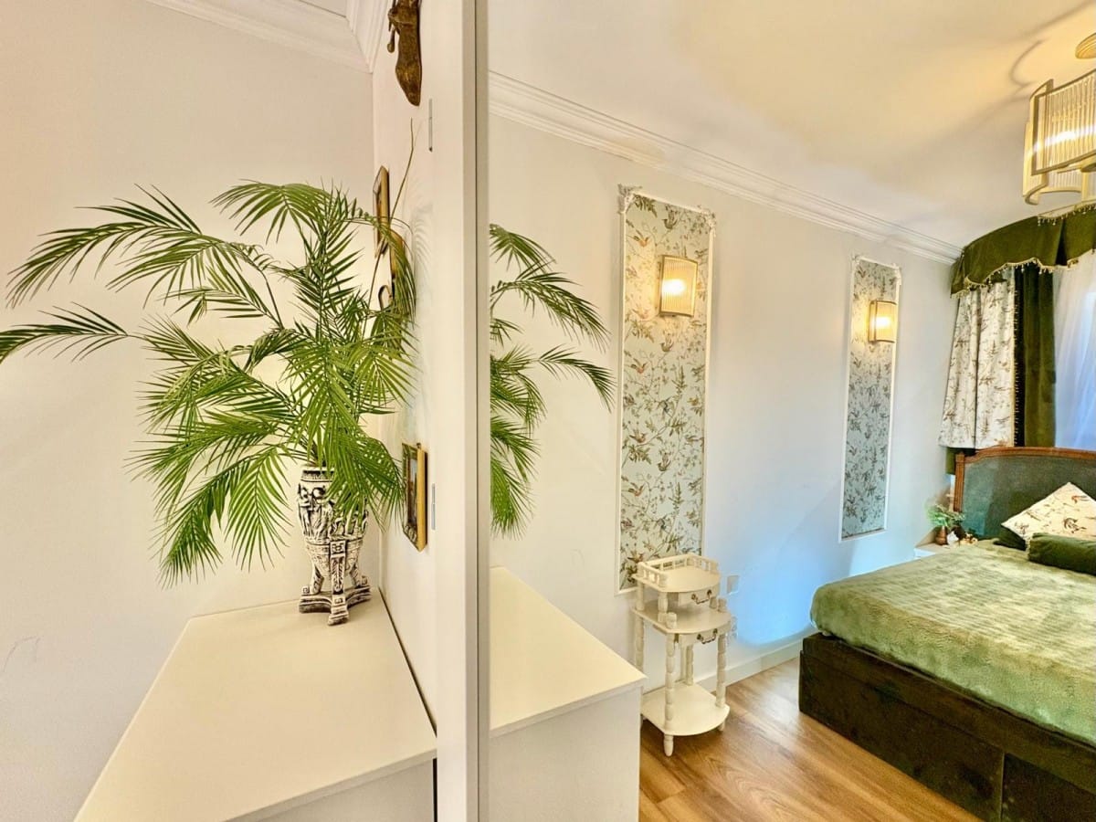 Mieszkanie 4 pokojowe na Sprzedaż