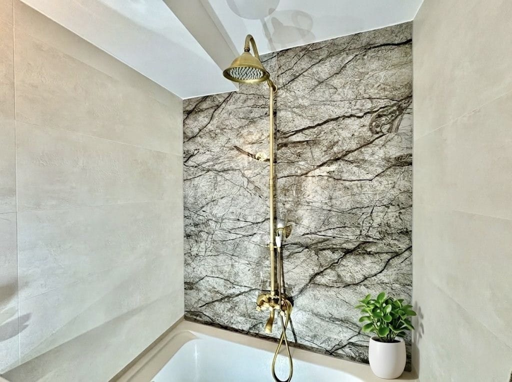 Mieszkanie 4 pokojowe na Sprzedaż