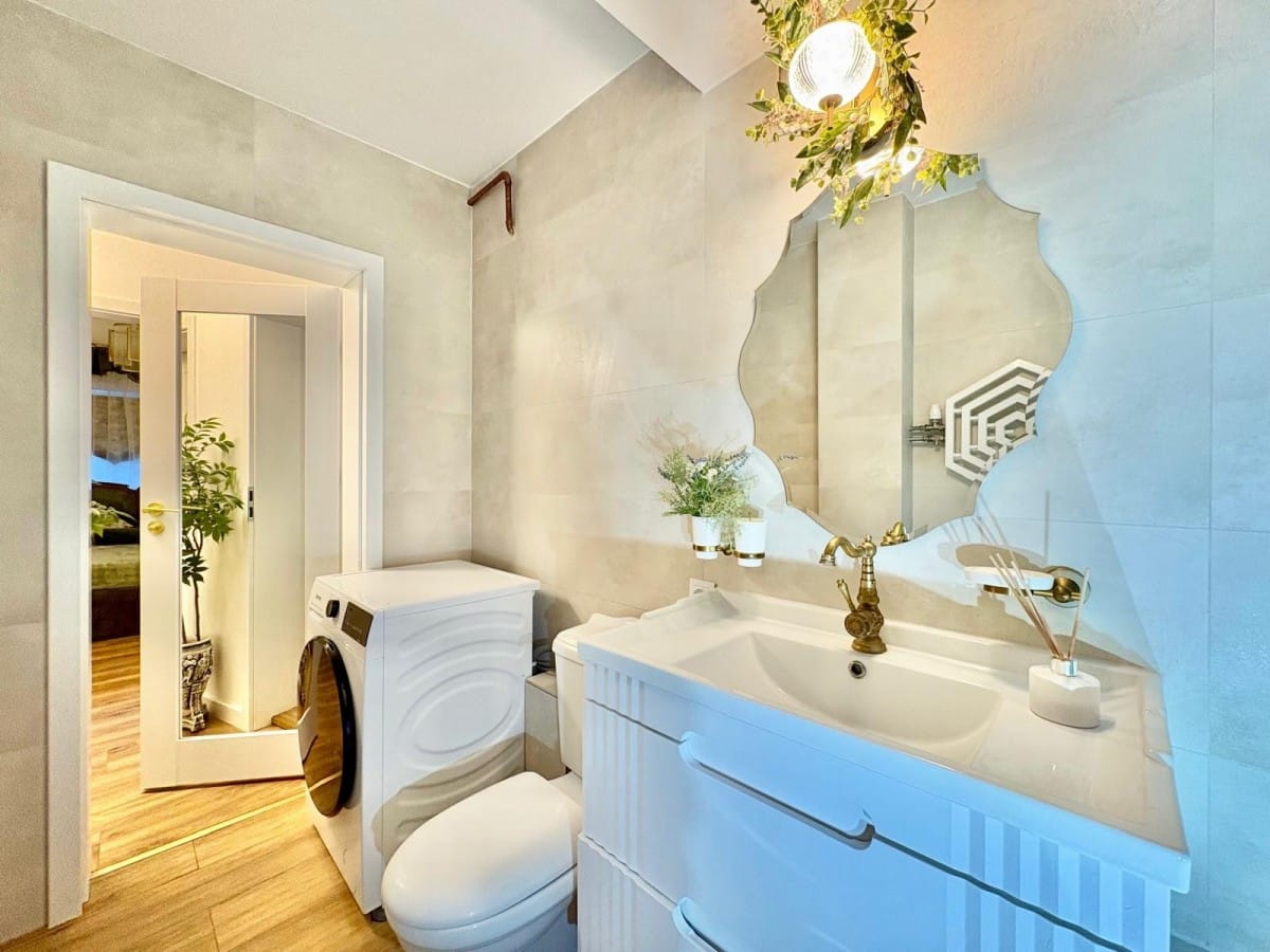 Mieszkanie 4 pokojowe na Sprzedaż