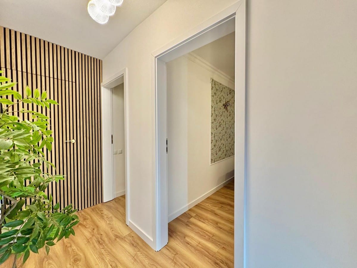 Mieszkanie 4 pokojowe na Sprzedaż