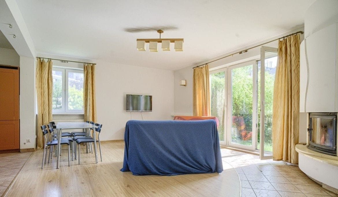 Dom 4 pokojowe na Sprzedaż