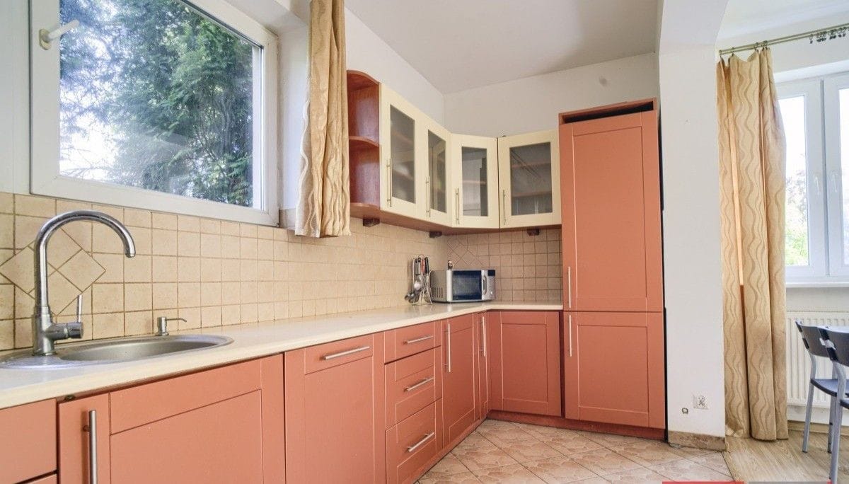 Dom 4 pokojowe na Sprzedaż