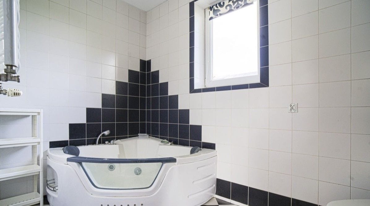 Dom 4 pokojowe na Sprzedaż