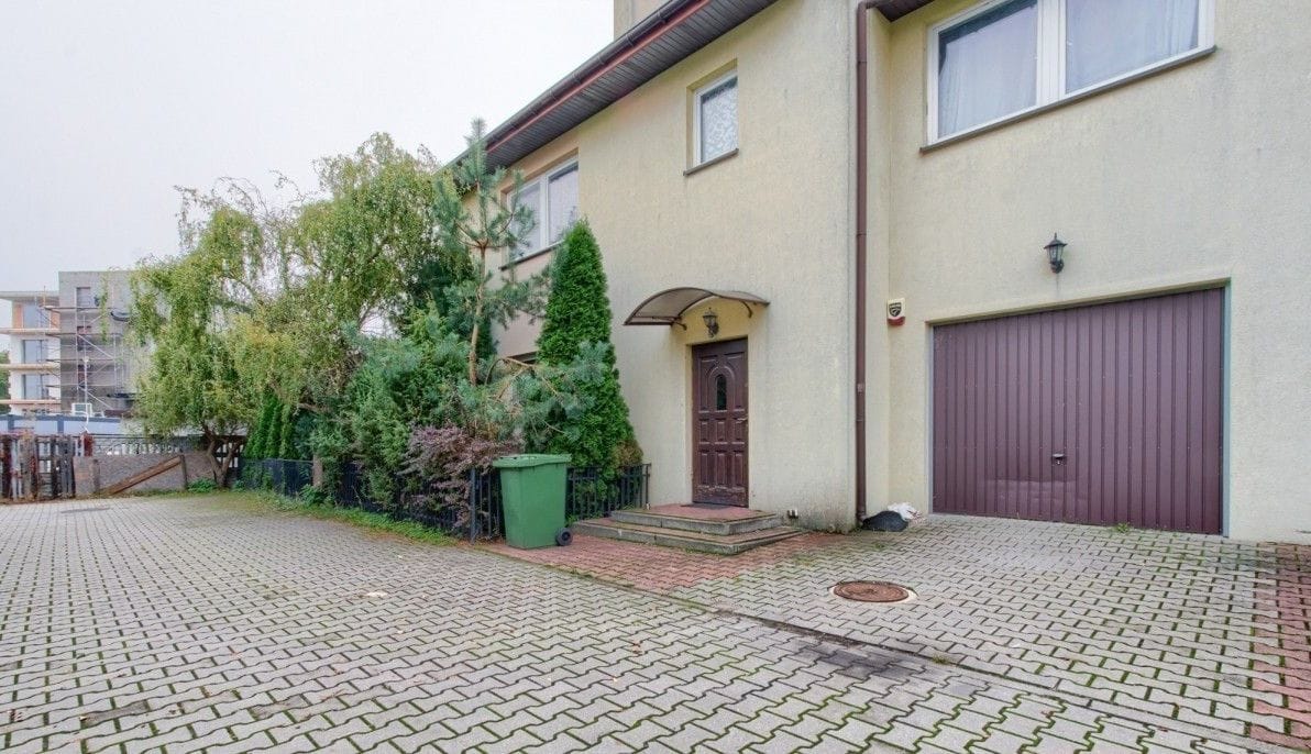 Dom 4 pokojowe na Sprzedaż