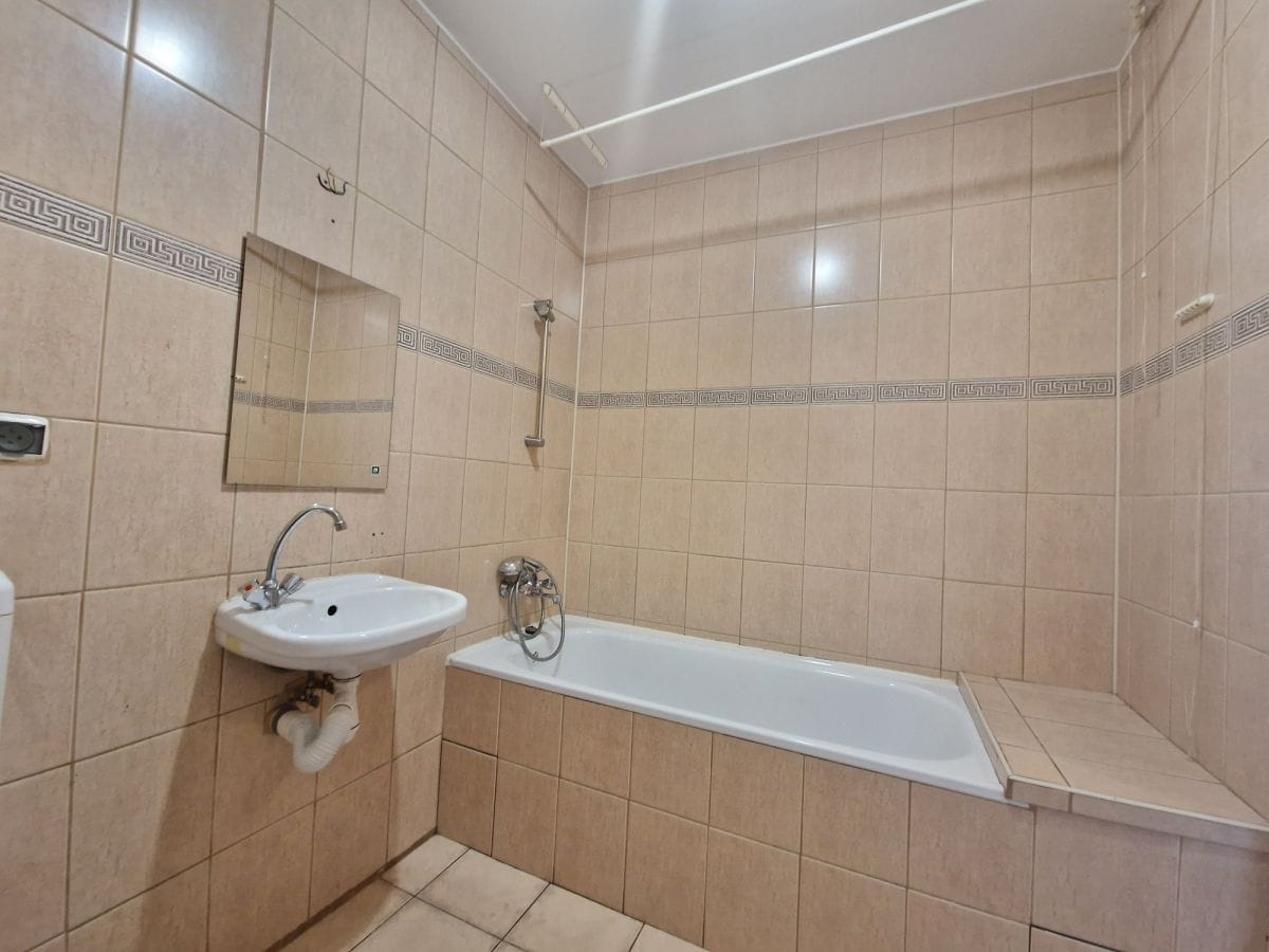 Mieszkanie 1 pokojowe na Sprzedaż