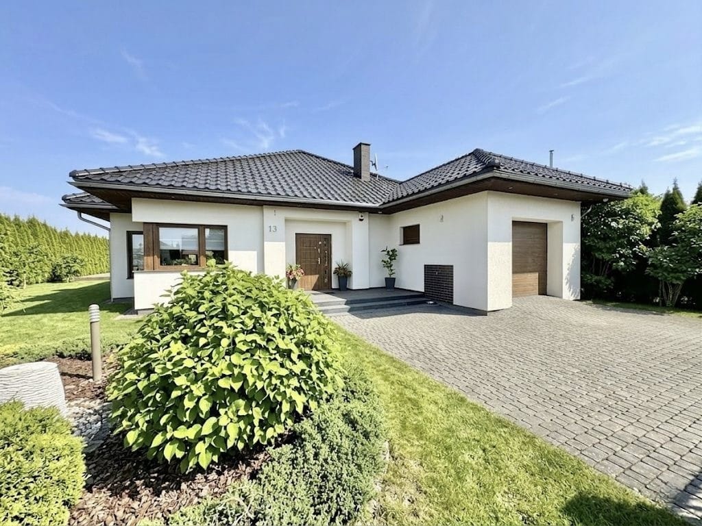 Dom 4 pokojowe na Sprzedaż