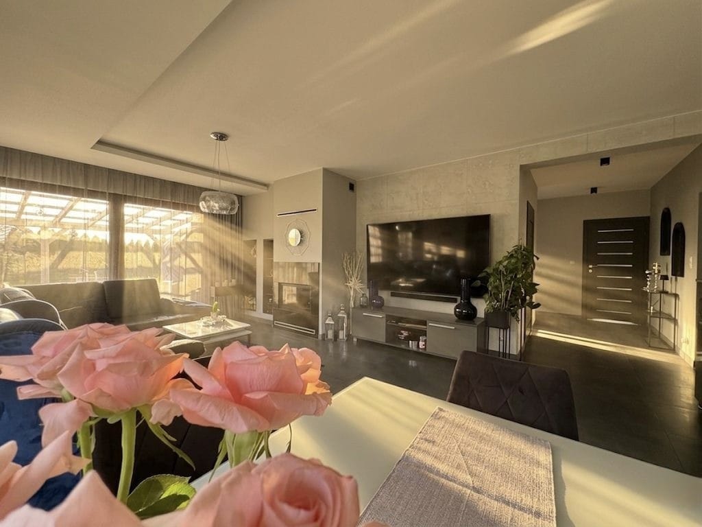 Dom 4 pokojowe na Sprzedaż