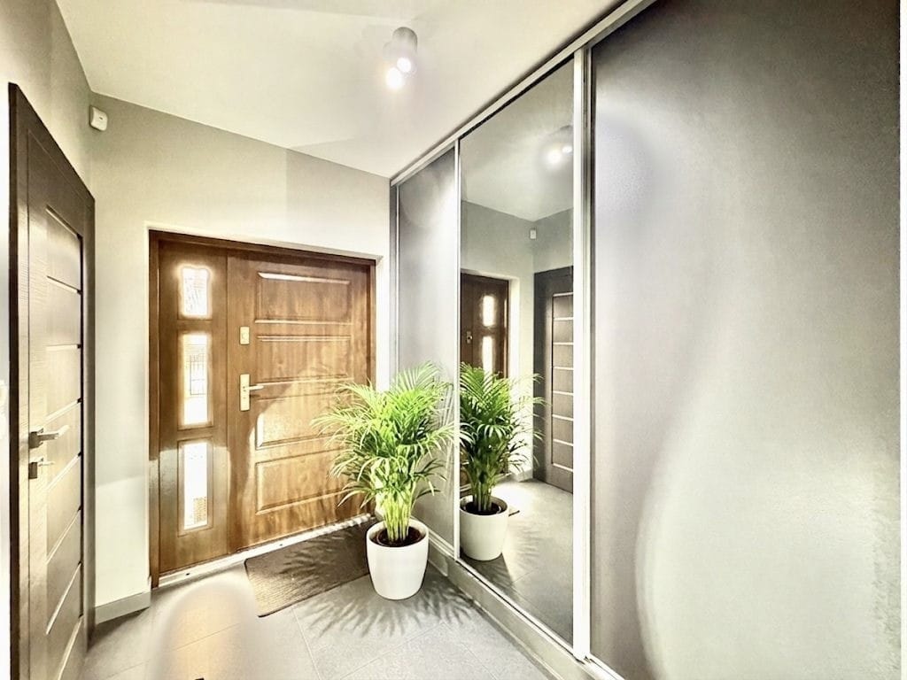 Dom 4 pokojowe na Sprzedaż