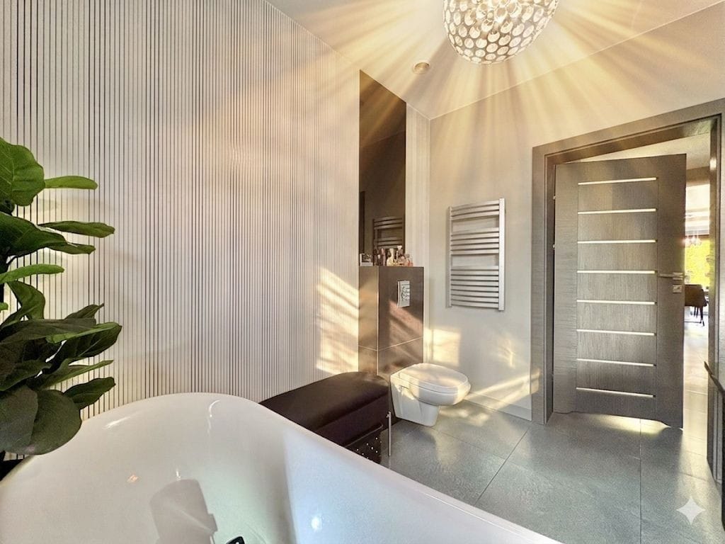 Dom 4 pokojowe na Sprzedaż