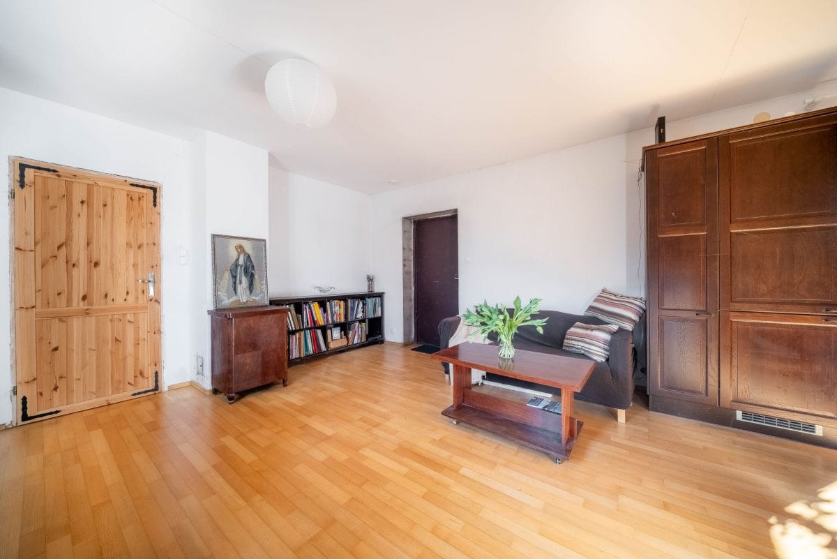 Dom 3 pokojowe na Sprzedaż