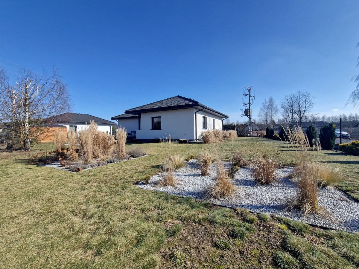 Dom 4 pokojowe na Sprzedaż