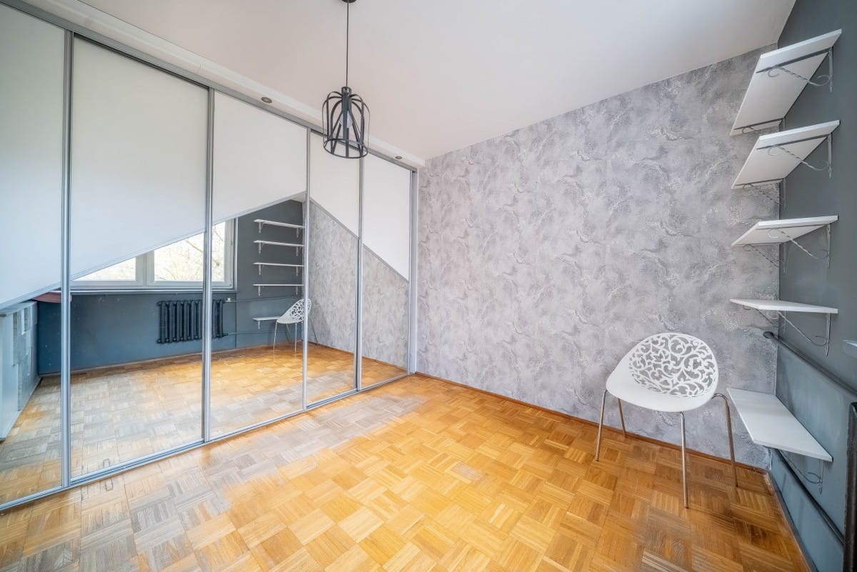 Mieszkanie 4 pokojowe na Sprzedaż