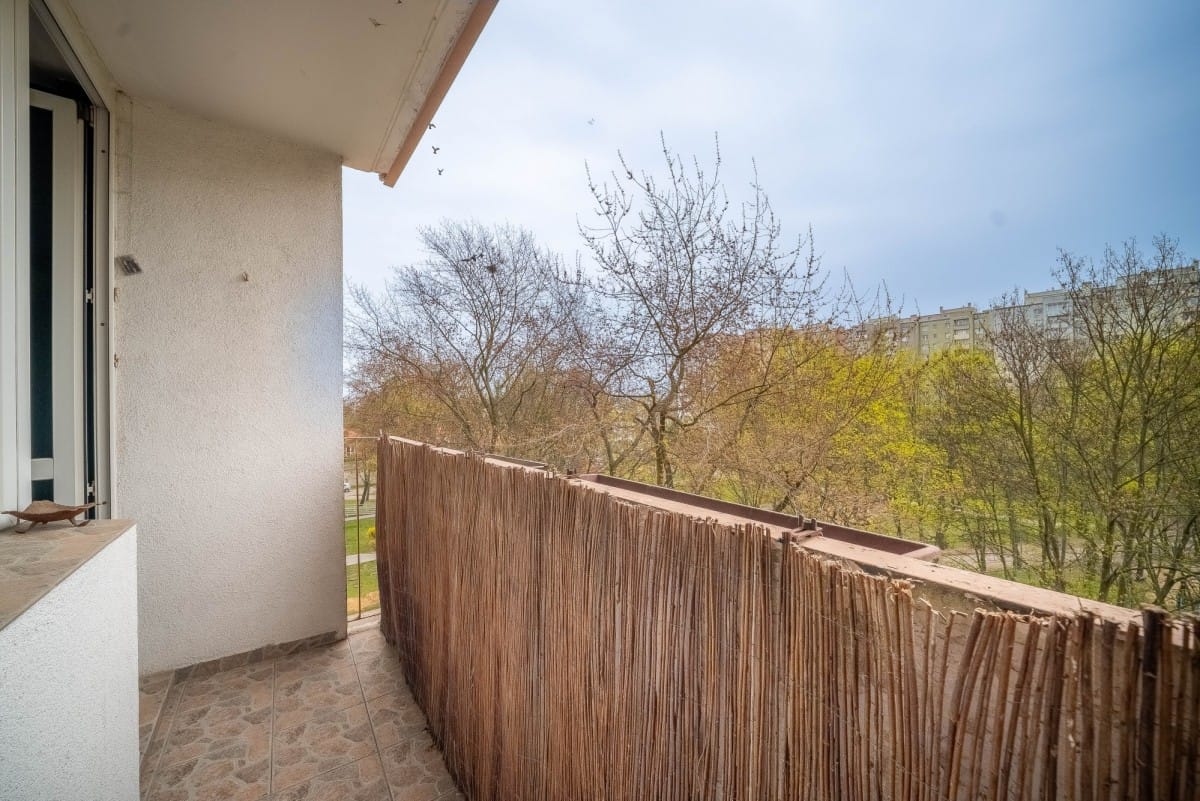 Mieszkanie 4 pokojowe na Sprzedaż