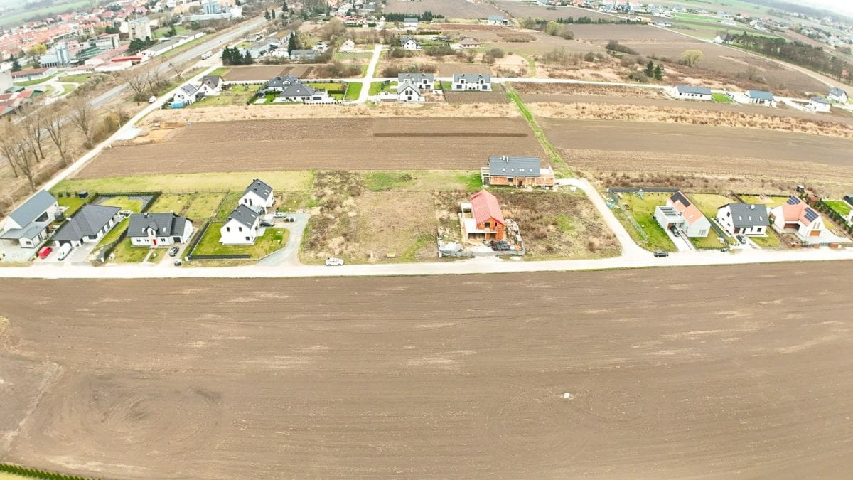 Działka  pokojowe na Sprzedaż