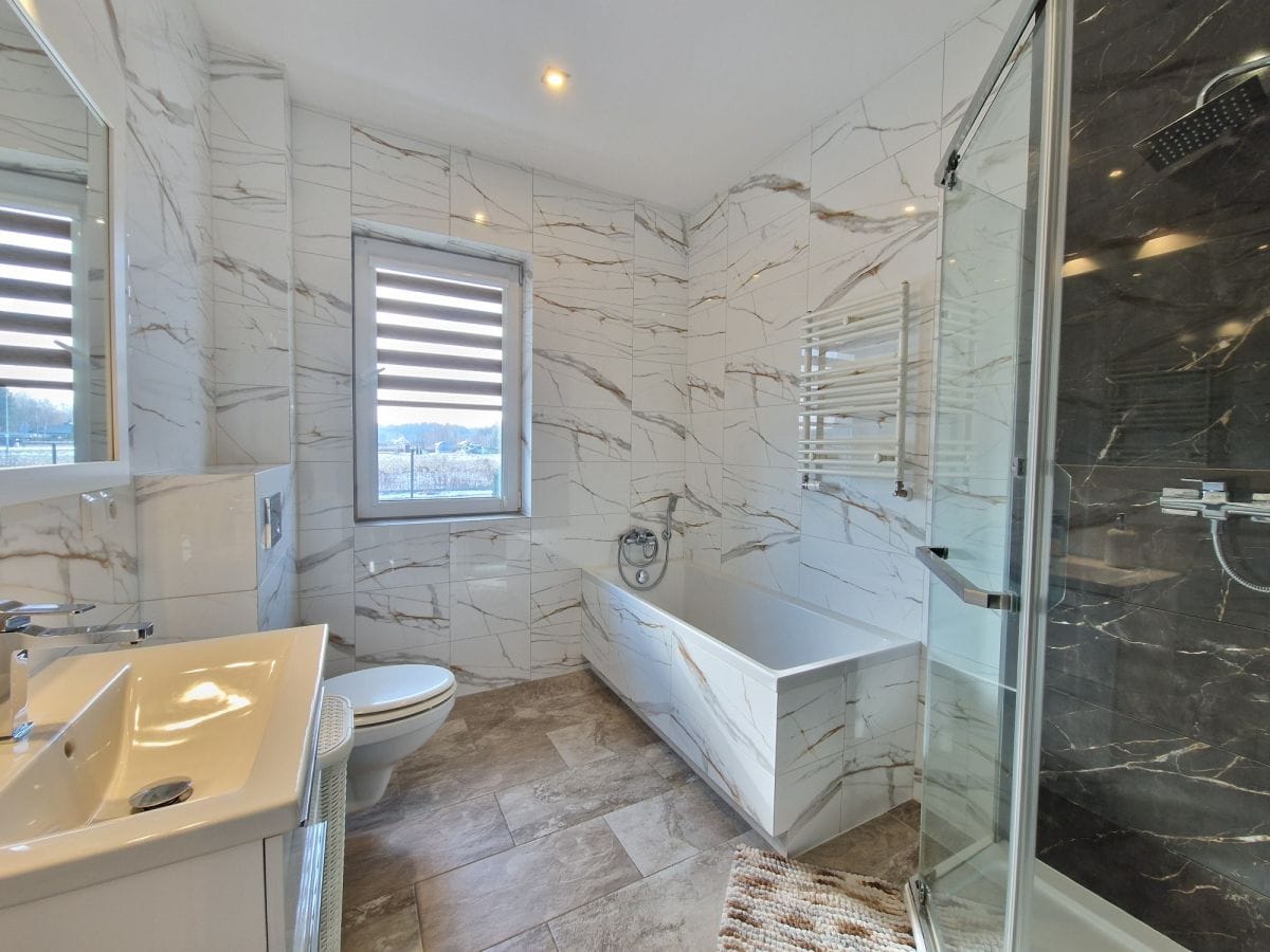 Dom 4 pokojowe na Sprzedaż