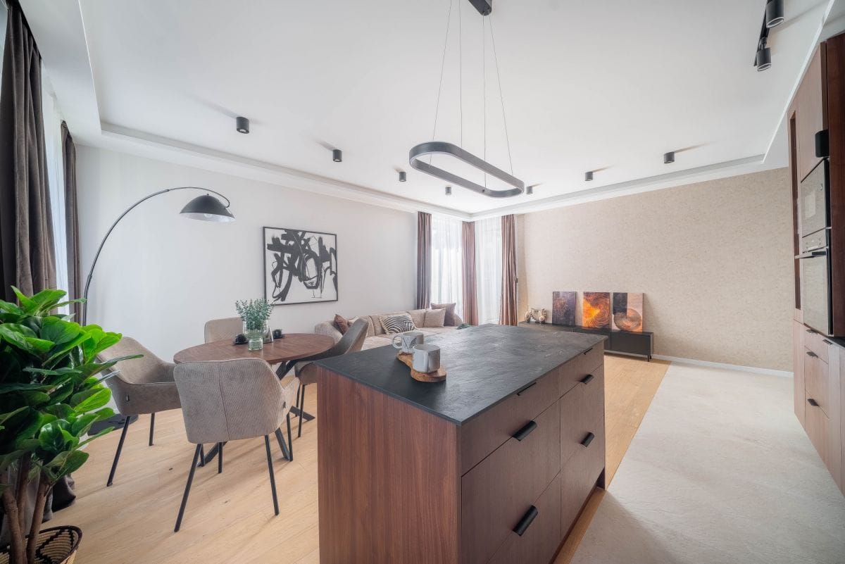 Mieszkanie 5 pokojowe na Sprzedaż