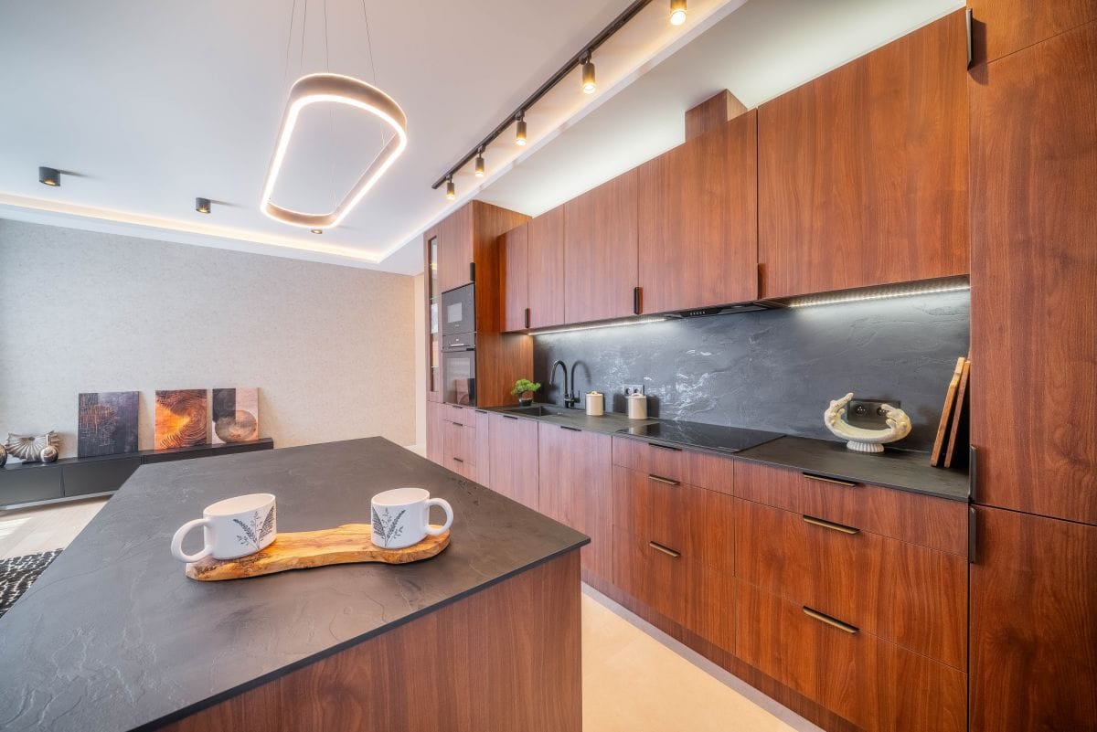 Mieszkanie 5 pokojowe na Sprzedaż