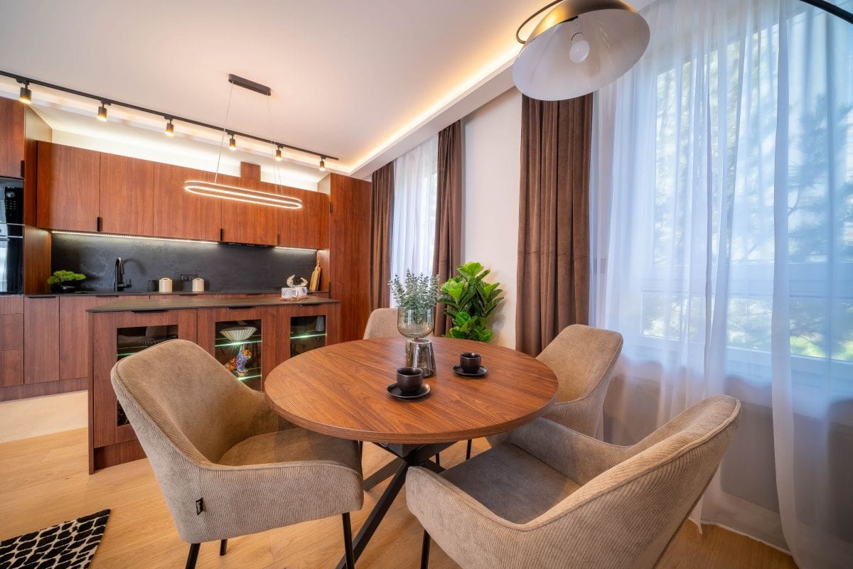 Mieszkanie 5 pokojowe na Sprzedaż