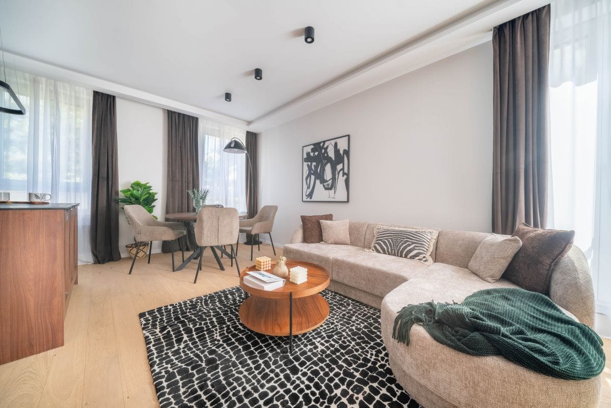 Mieszkanie 5 pokojowe na Sprzedaż