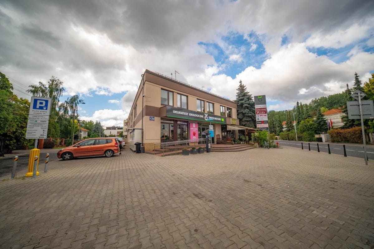Lokal użytkowy  pokojowe na Sprzedaż