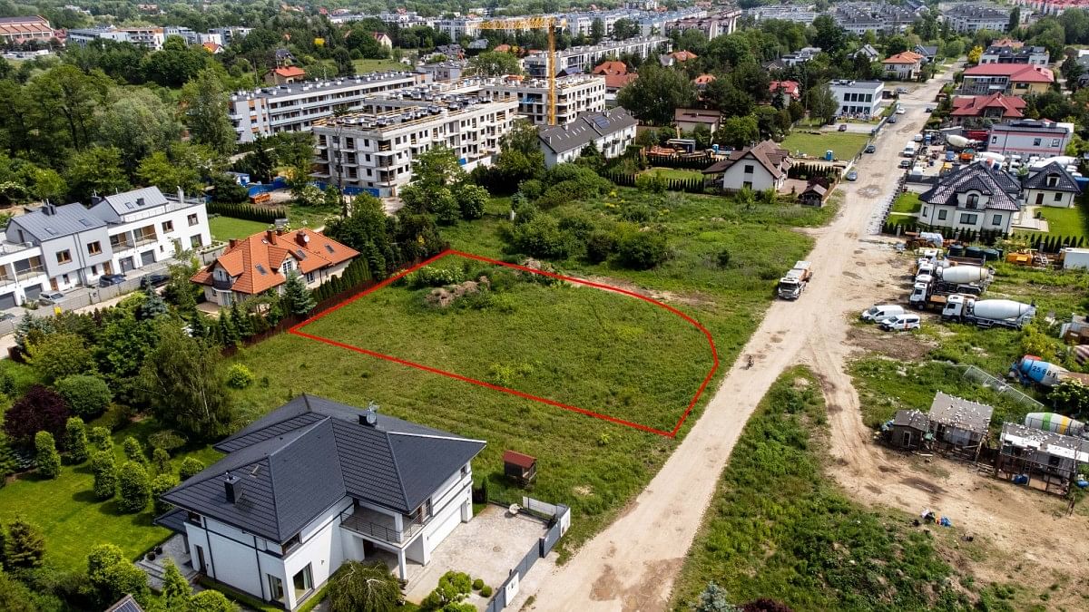 Działka  pokojowe na Sprzedaż