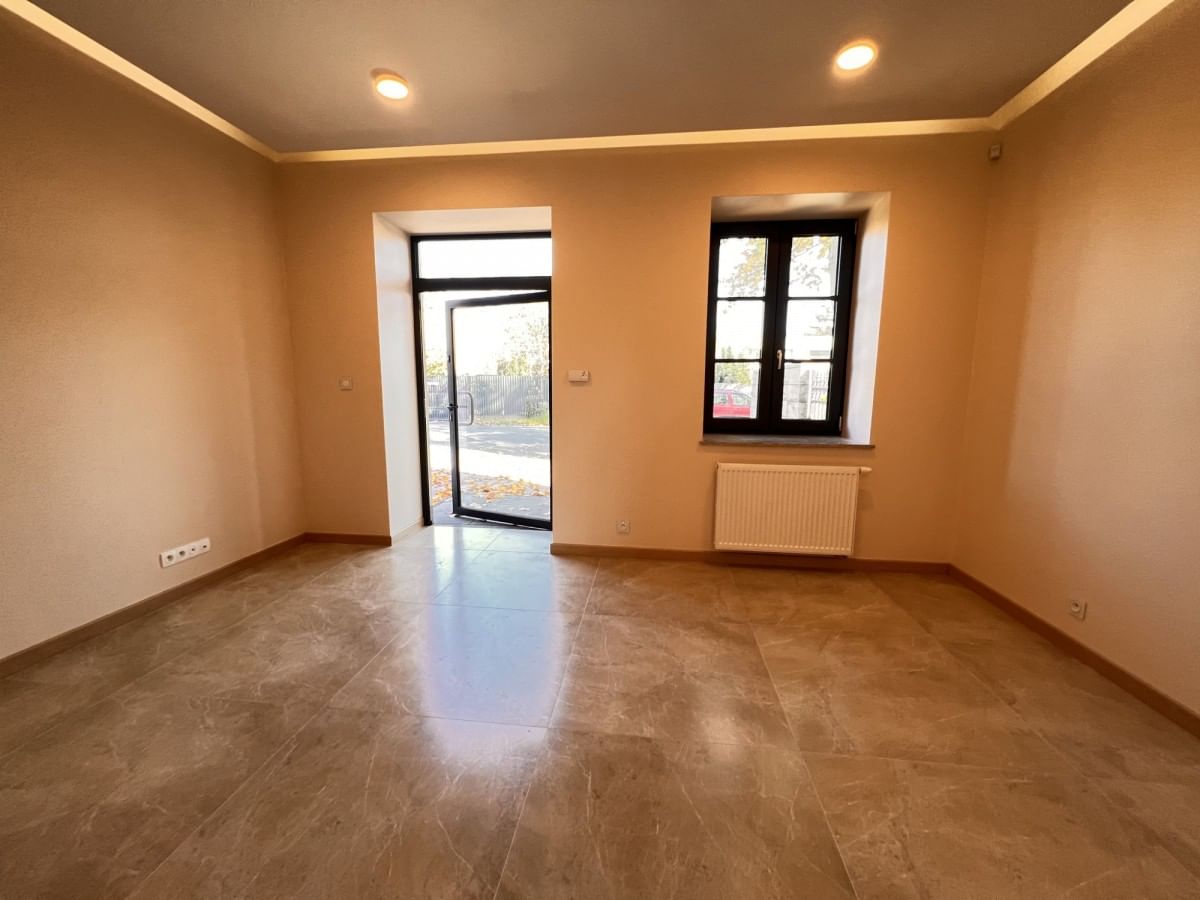 Lokal użytkowy  pokojowe na Wynajem