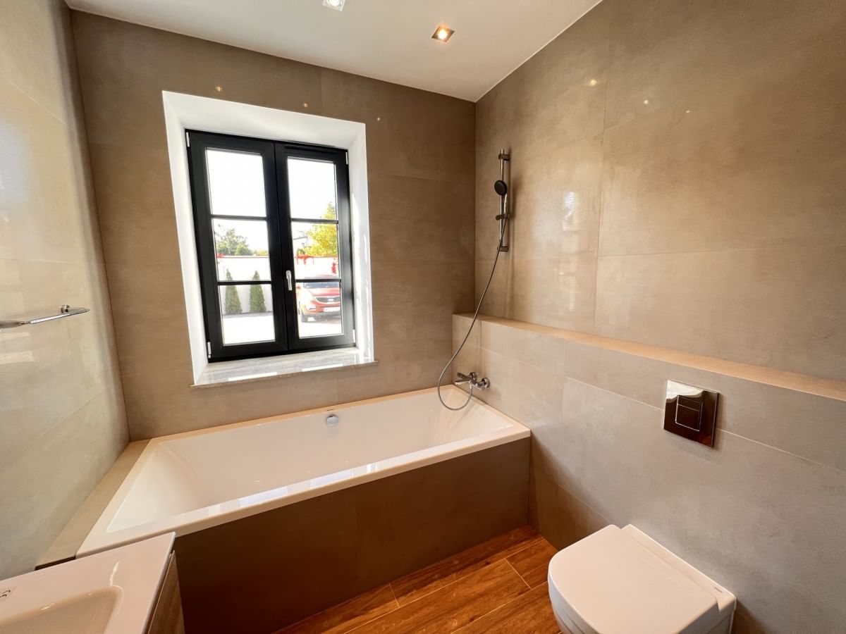 Lokal użytkowy  pokojowe na Wynajem