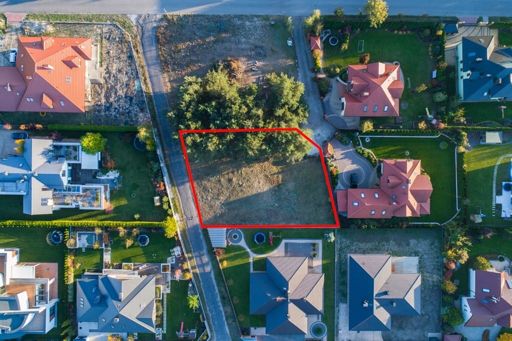 Działka  pokojowe na Sprzedaż