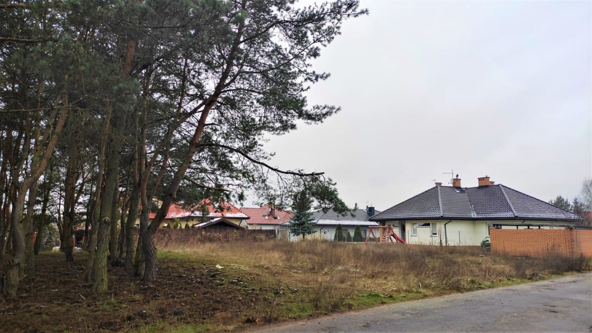 Działka  pokojowe na Sprzedaż