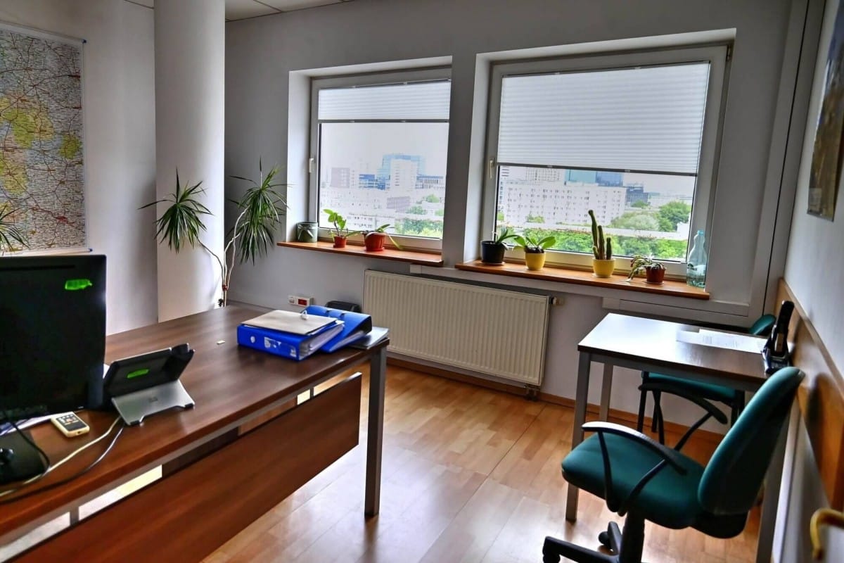 Lokal użytkowy  pokojowe na Sprzedaż