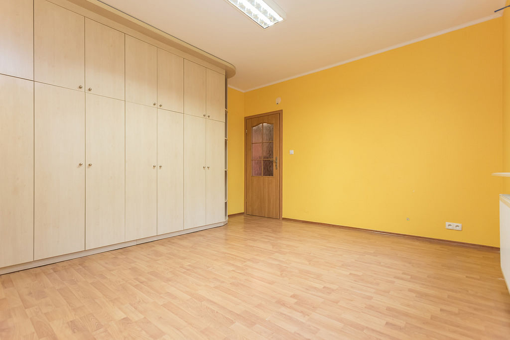 Mieszkanie 4 pokojowe na Sprzedaż