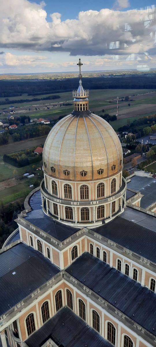 Dom 4 pokojowe na Sprzedaż