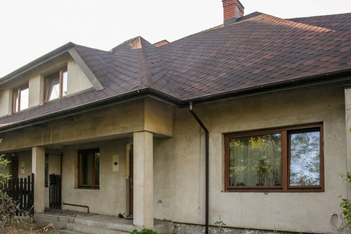 Dom 5 pokojowe na Sprzedaż