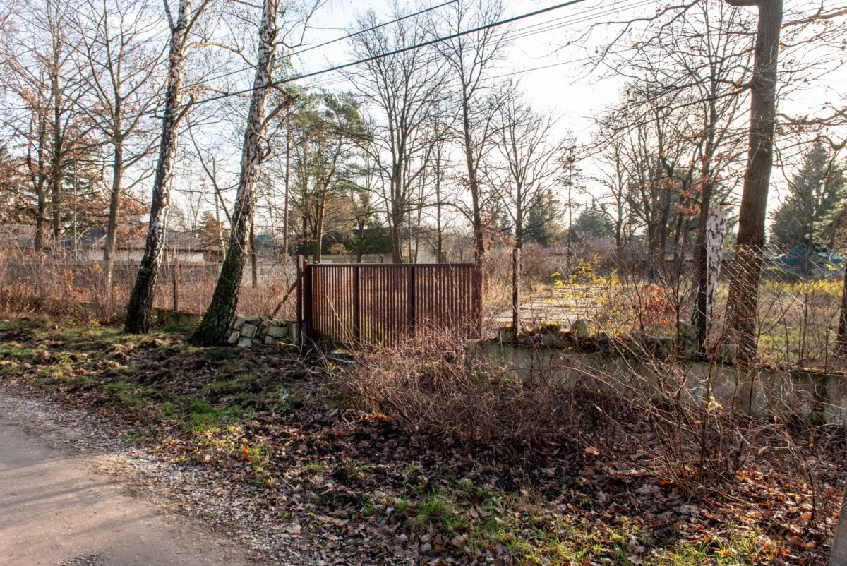 Działka  pokojowe na Sprzedaż