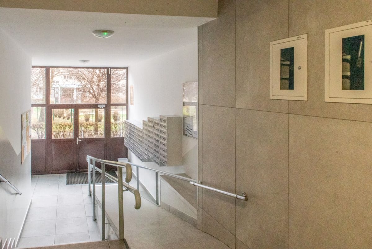 Mieszkanie 2 pokojowe na Sprzedaż