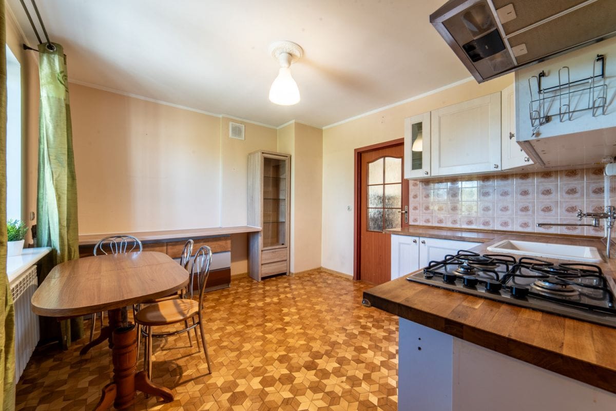 Mieszkanie 4 pokojowe na Sprzedaż