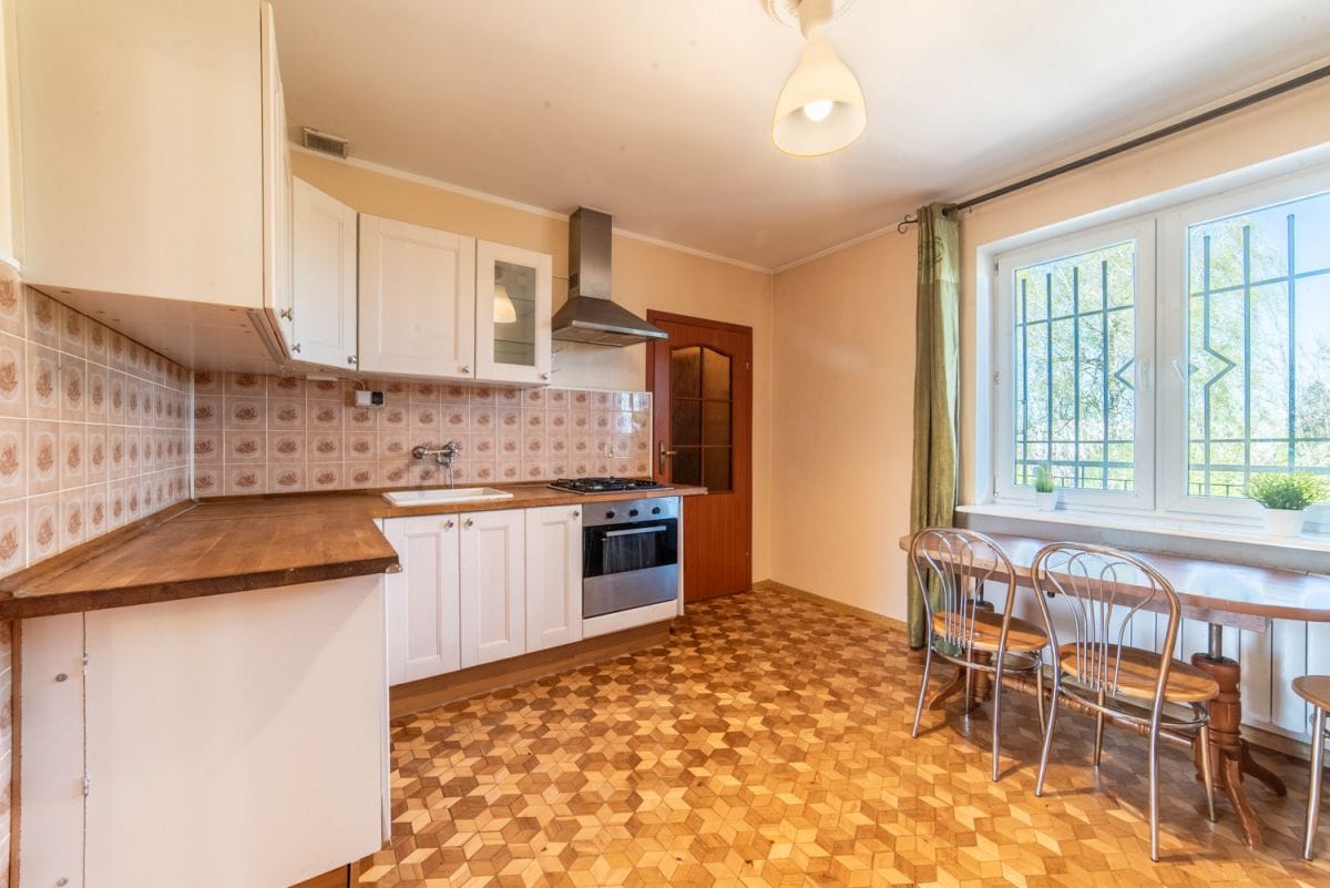 Mieszkanie 4 pokojowe na Sprzedaż