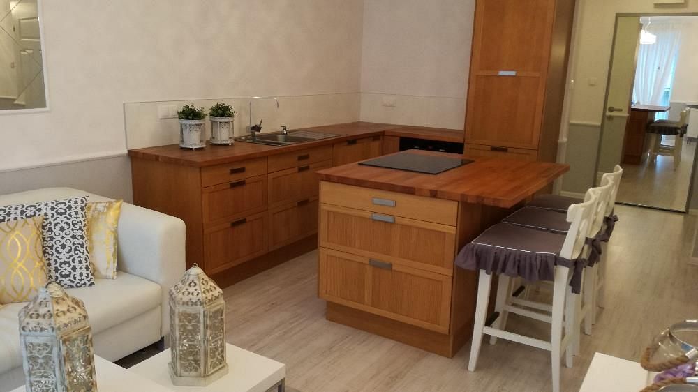Mieszkanie 4 pokojowe na Sprzedaż