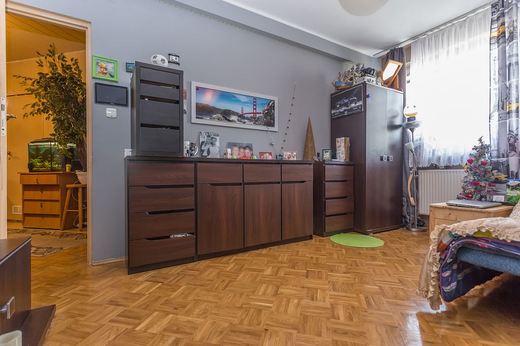 Mieszkanie 3 pokojowe na Sprzedaż