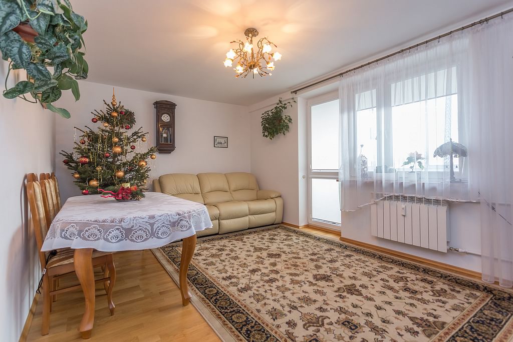 Mieszkanie 4 pokojowe na Sprzedaż