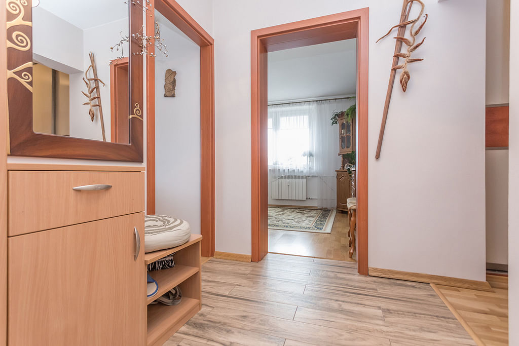 Mieszkanie 4 pokojowe na Sprzedaż