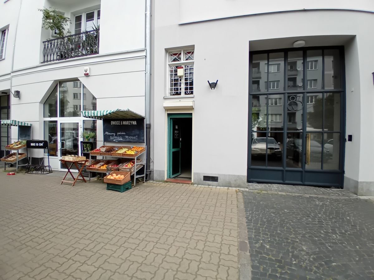 Lokal użytkowy  pokojowe na Sprzedaż